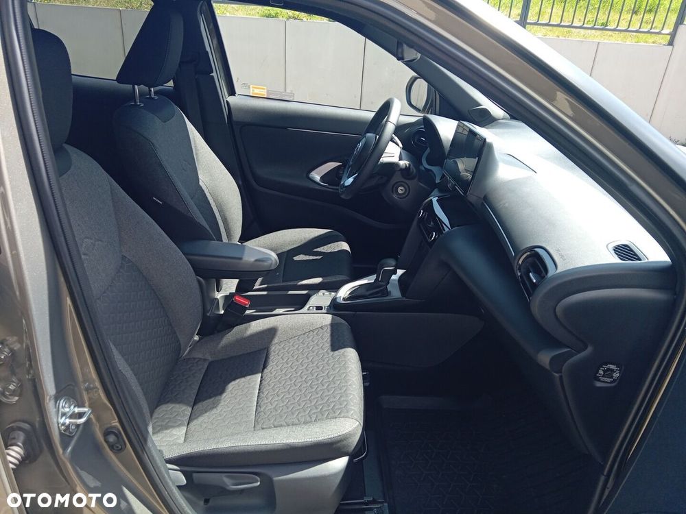 Toyota Yaris Cross - 10