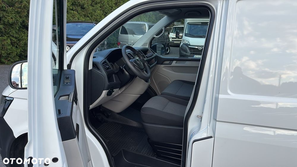 Volkswagen Transporter T6 - 23