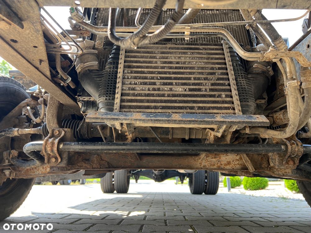 Nissan Cabstar - 24