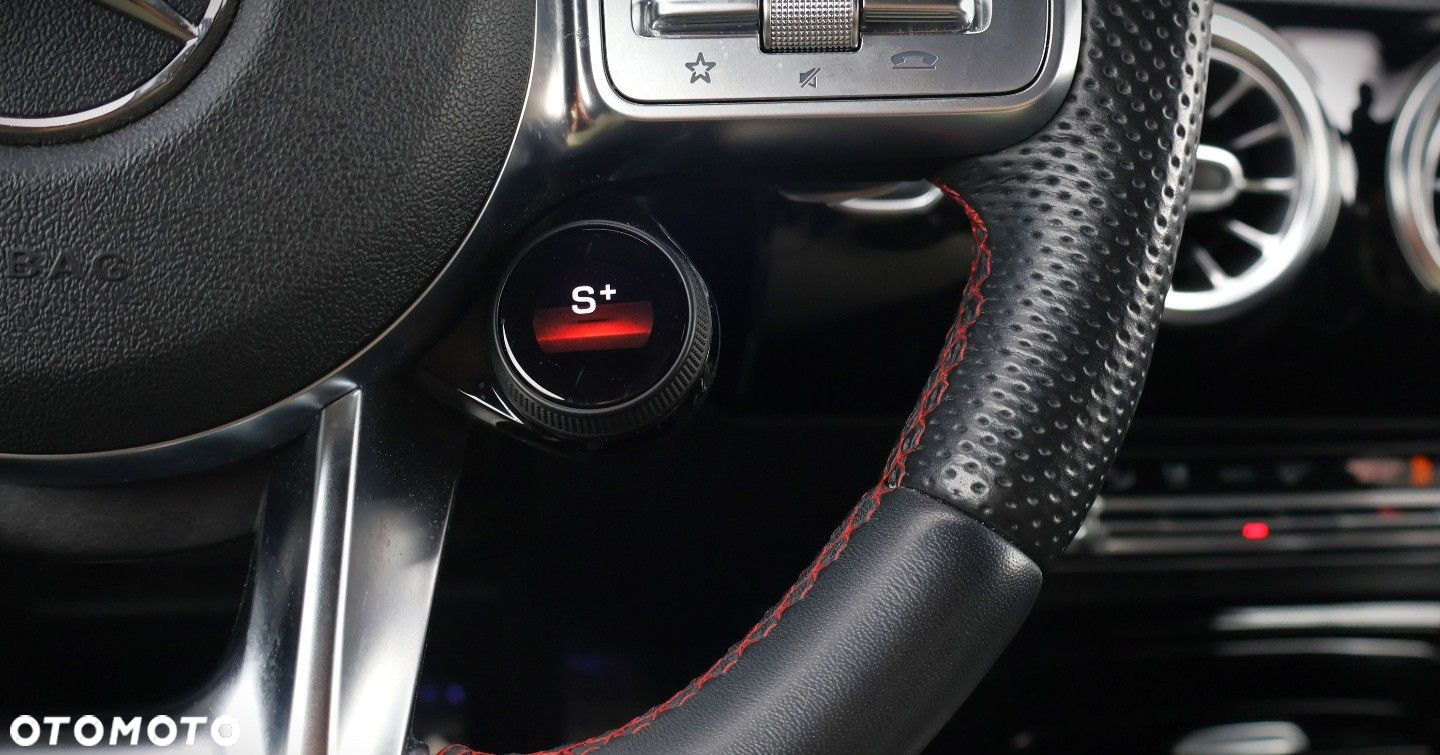 Mercedes-Benz CLA - 28