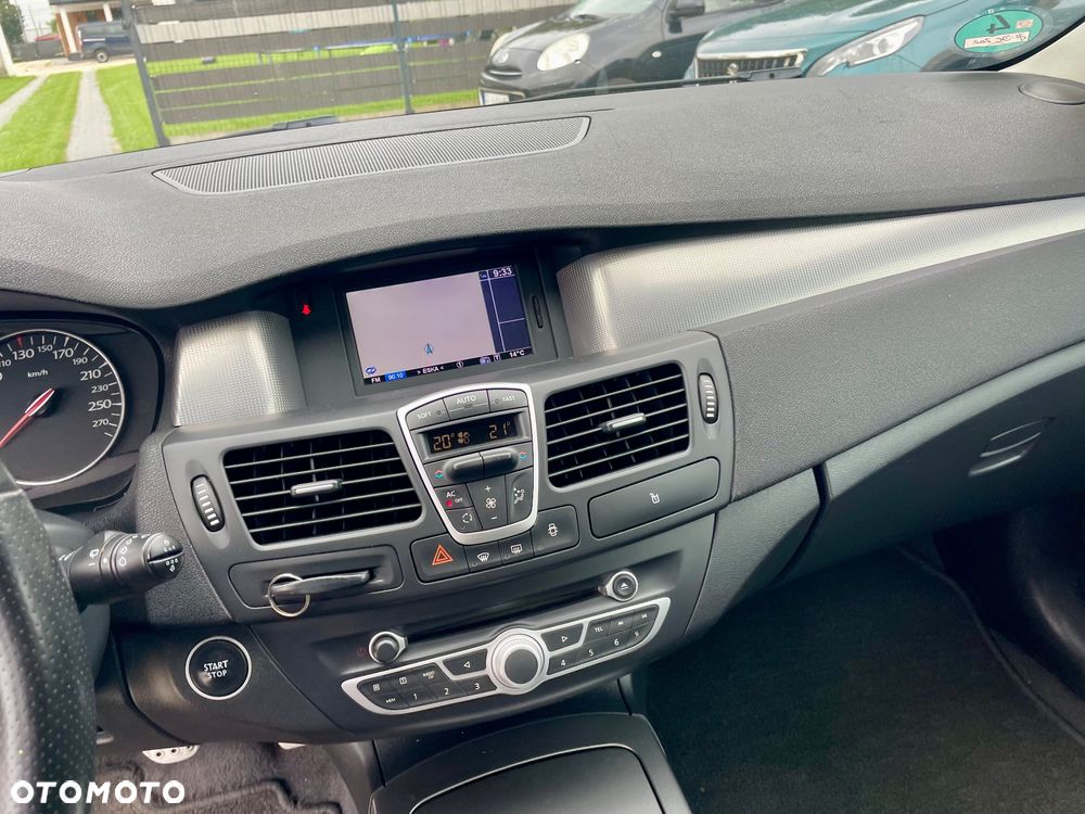 Renault Laguna dCi 110 FAP Limited - 32