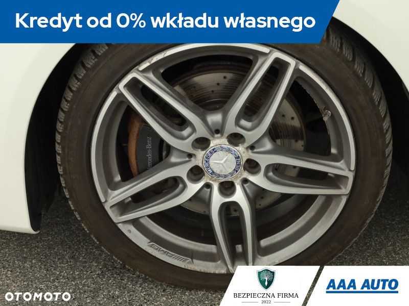 Mercedes-Benz CLA - 13