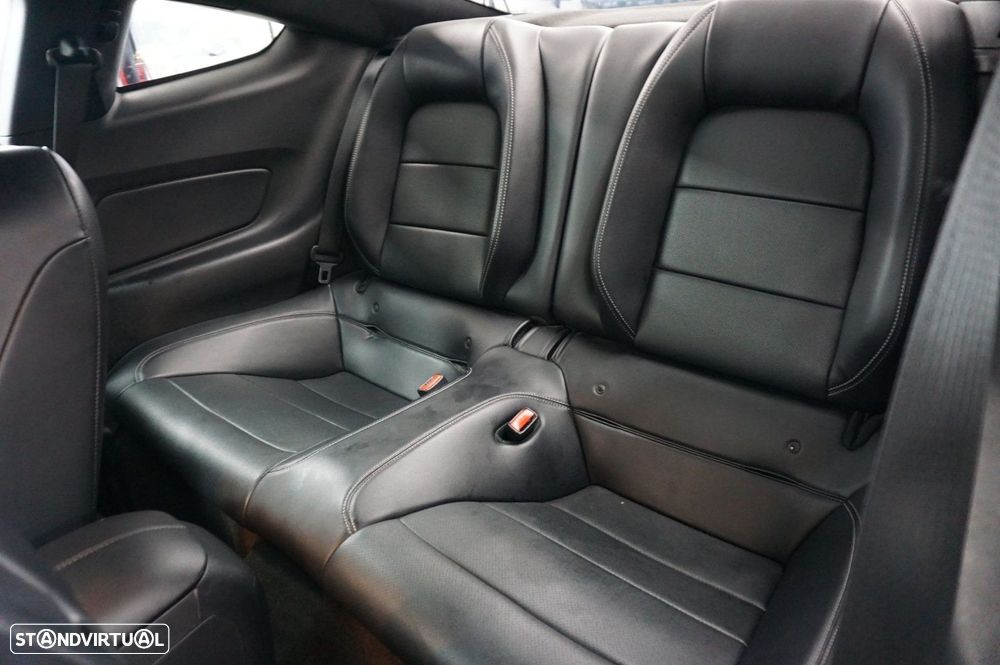 Ford Mustang 2.3i EcoBoost - 9