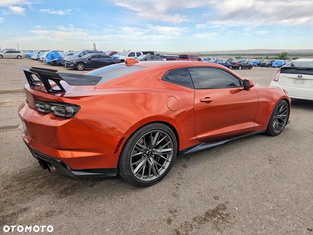 Chevrolet Camaro - 4