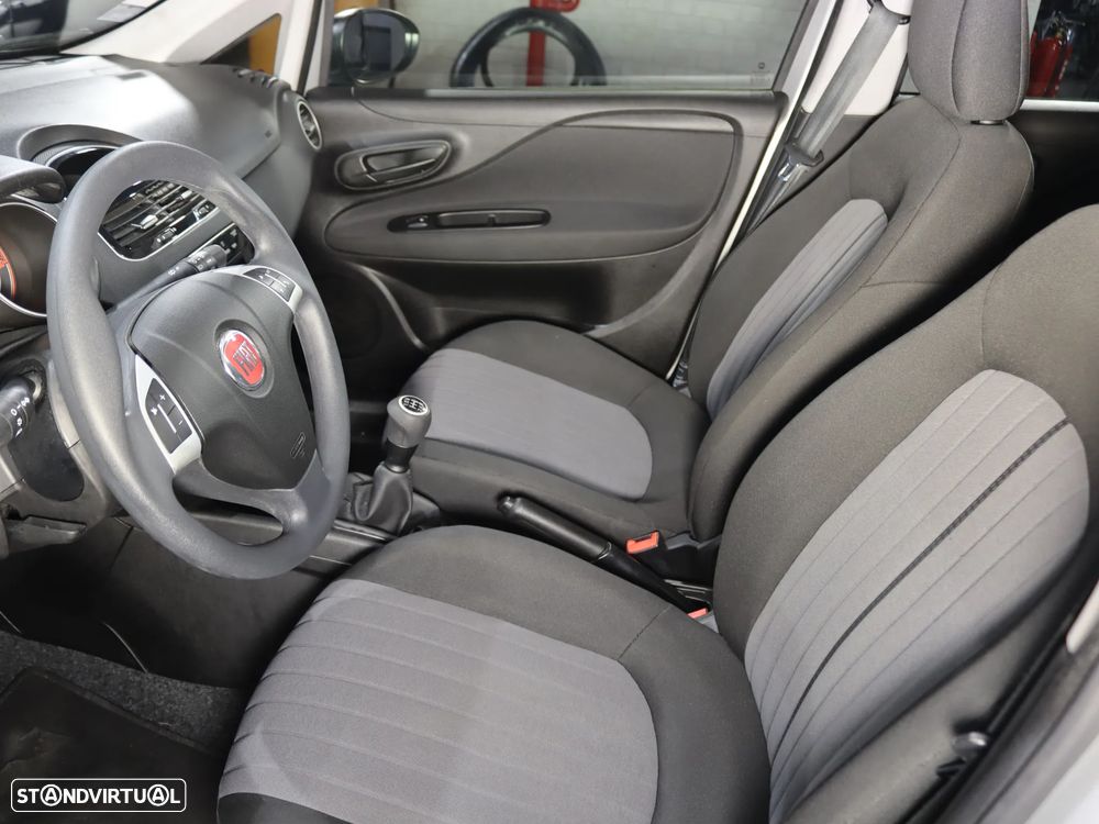 Fiat Punto 1.3 M-Jet Lounge S&S - 7