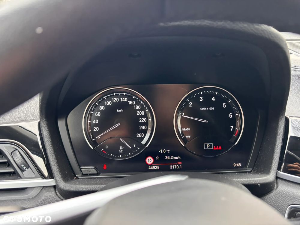 BMW X1 sDrive18i xLine - 17