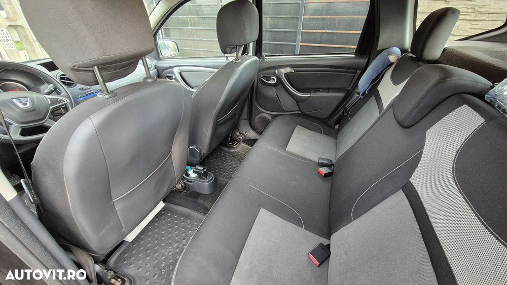 Dacia Duster 1.5 dCi 4x2 Laureate - 6