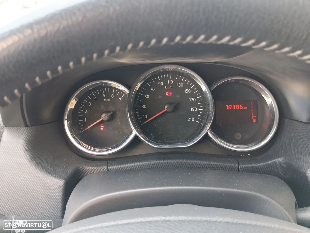 Dacia Duster 1.5 dCi Prestige - 8