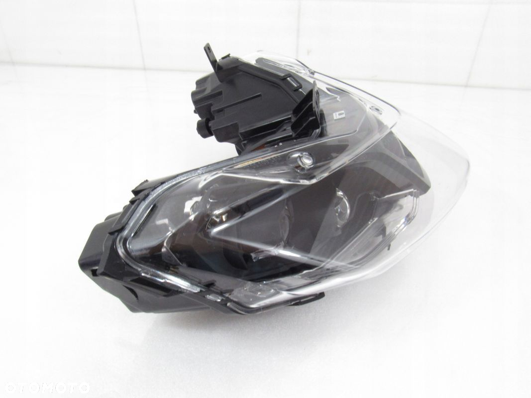 Lampa przód / reflektor BMW CE 04 - 2