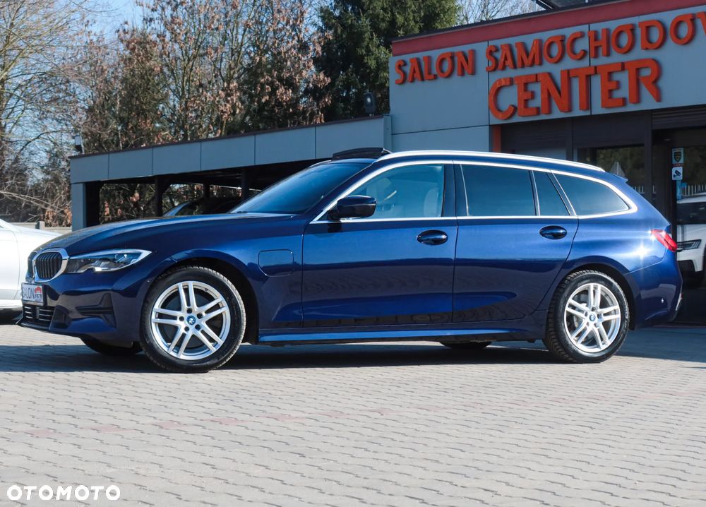 BMW Seria 3 320e Sport Line - 38