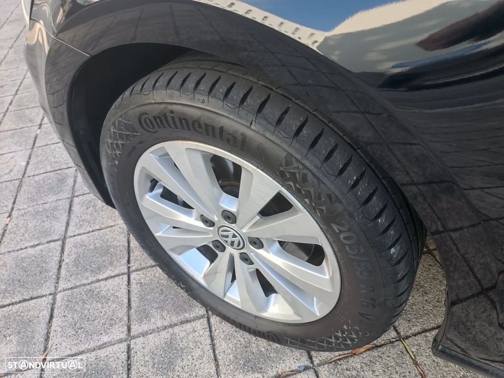 VW Golf Variant 1.6 TDi GPS Edition - 28