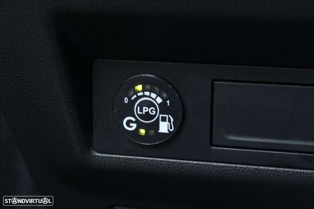 Renault Captur 1.0 TCe Techno Bi-Fuel - 24