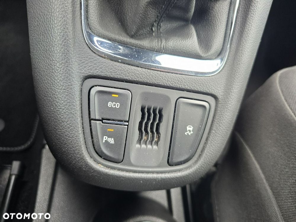 Opel Zafira 1.4 Turbo (ecoFLEX) Start/Stop Business Edition - 27