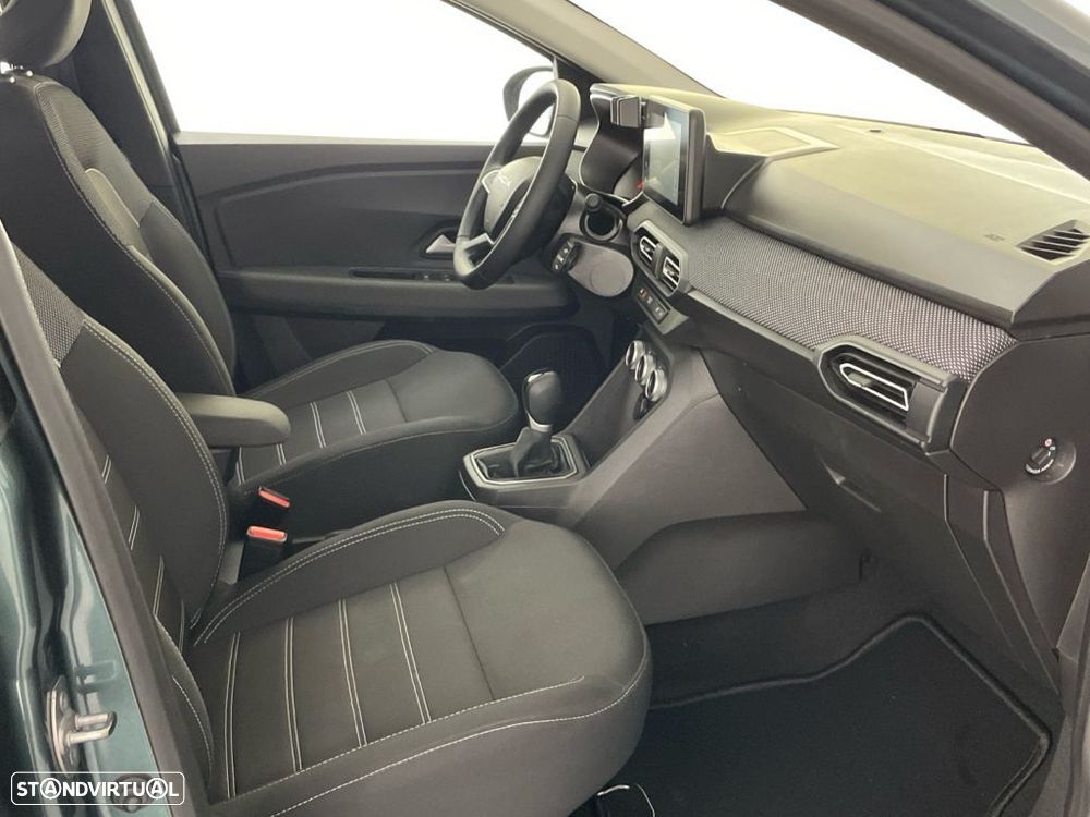 Dacia Sandero 1.0 TCe Journey CVT - 22