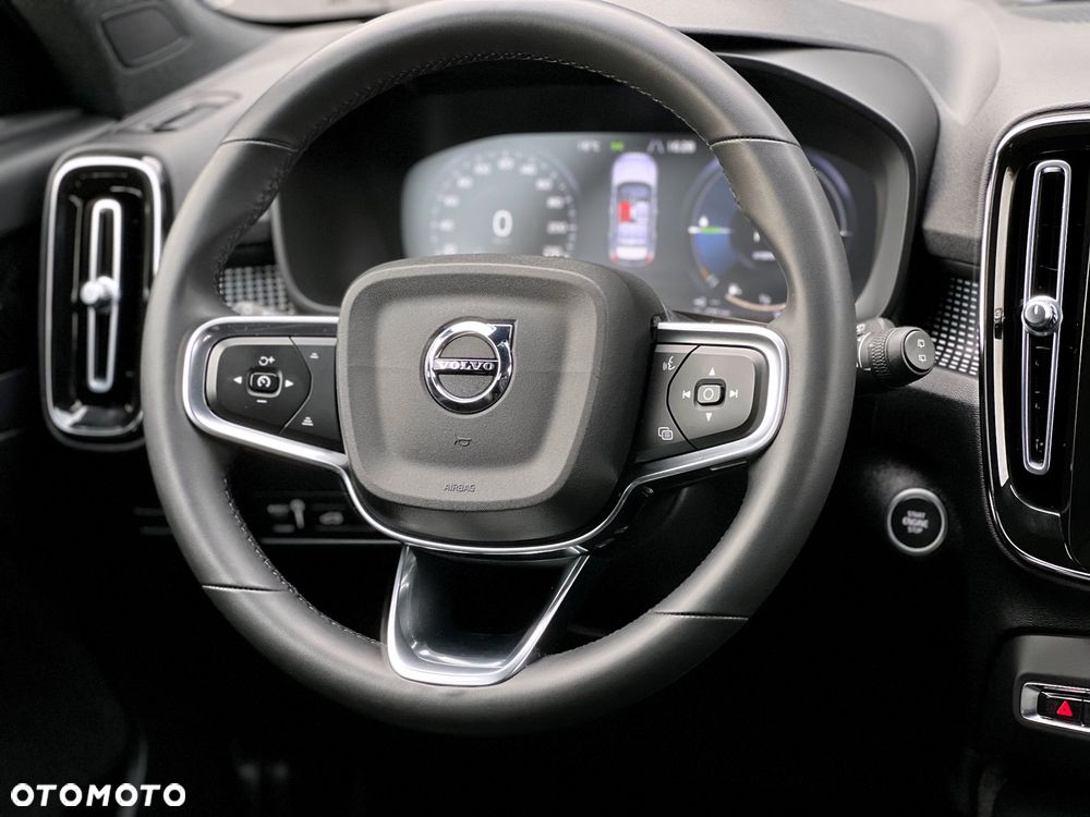 Volvo XC 40 T5 Plug-In Hybrid R-Design - 36