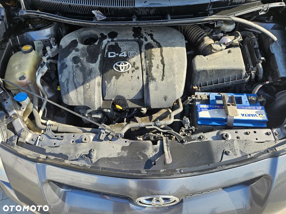 Toyota Auris 1.4 D-4D Premium MM - 8