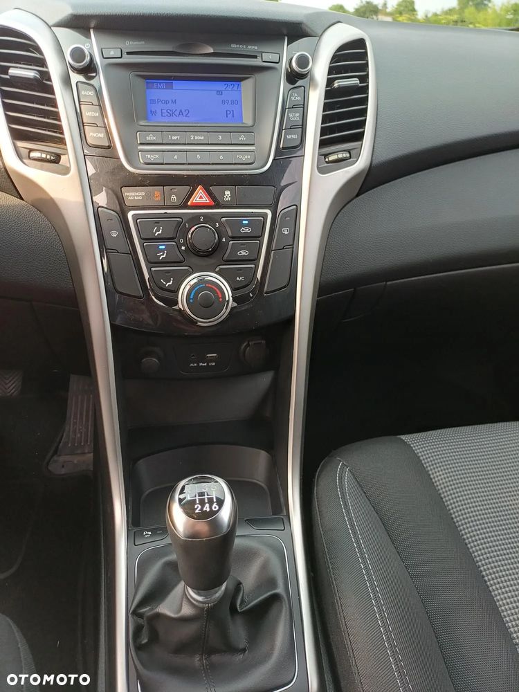 Hyundai i30 blue 1.6 GDI Trend - 19