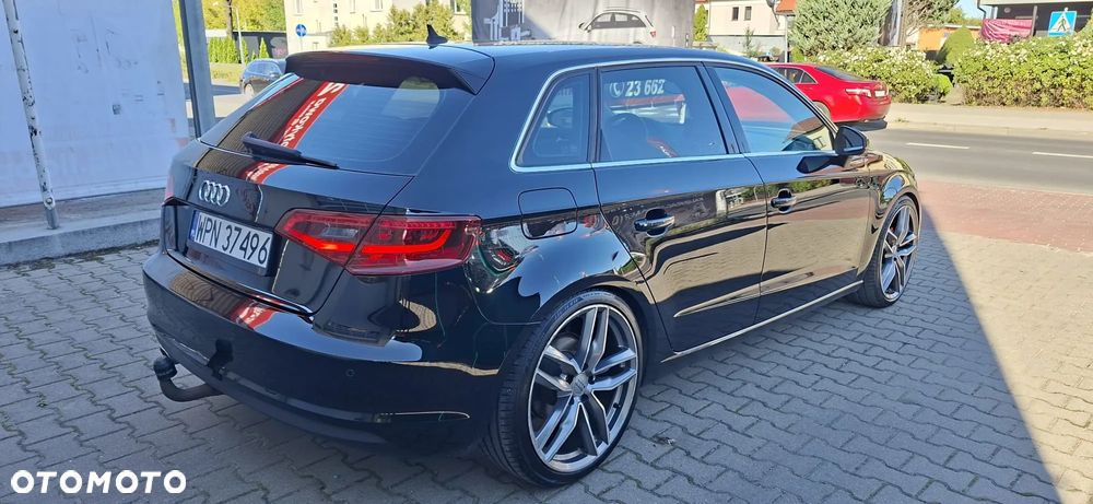 Audi A3 Sportback 2.0 TDI design - 5