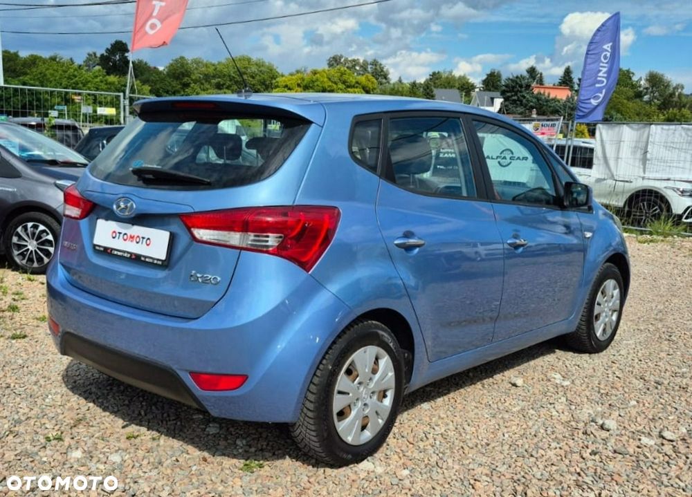 Hyundai ix20 - 3