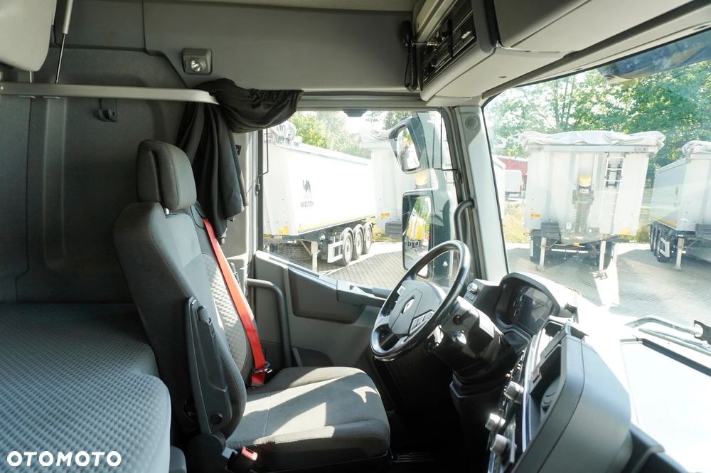 Renault K520 DE13 6x6 / 80 tys. km! / DMC zestawu 78 ton / 2024_260308 - 21