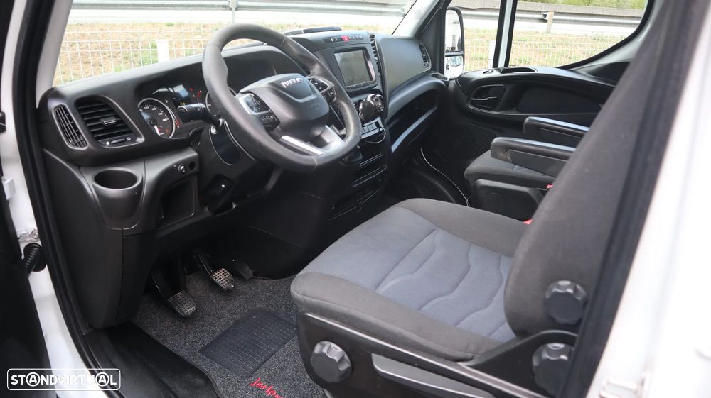Iveco Daily 3.0 35C16 RD Dupla Basculante - 12