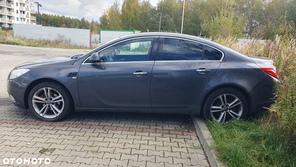 Opel Insignia - 1