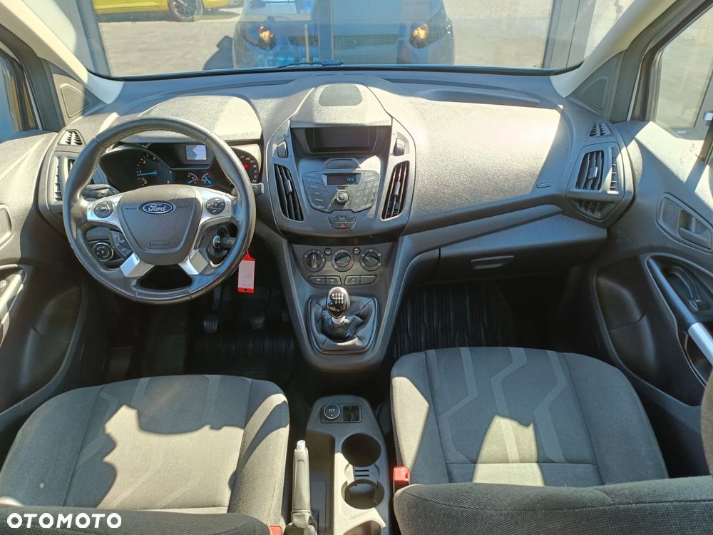 Ford Transit Connect - 23