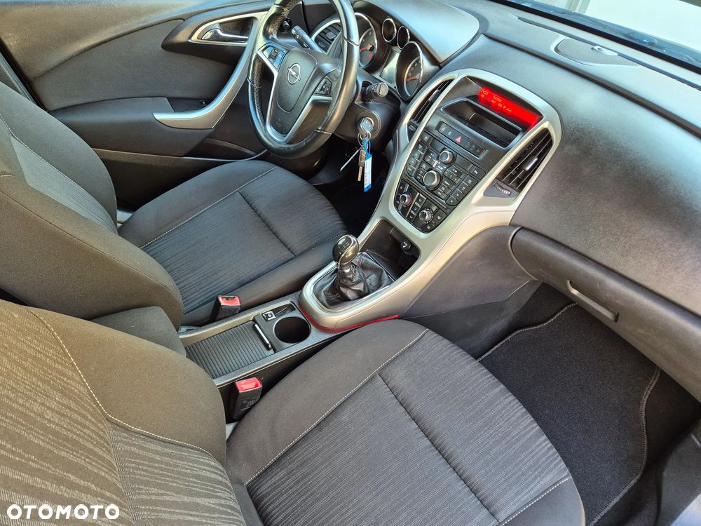 Opel Astra 1.7 CDTI Cosmo - 19