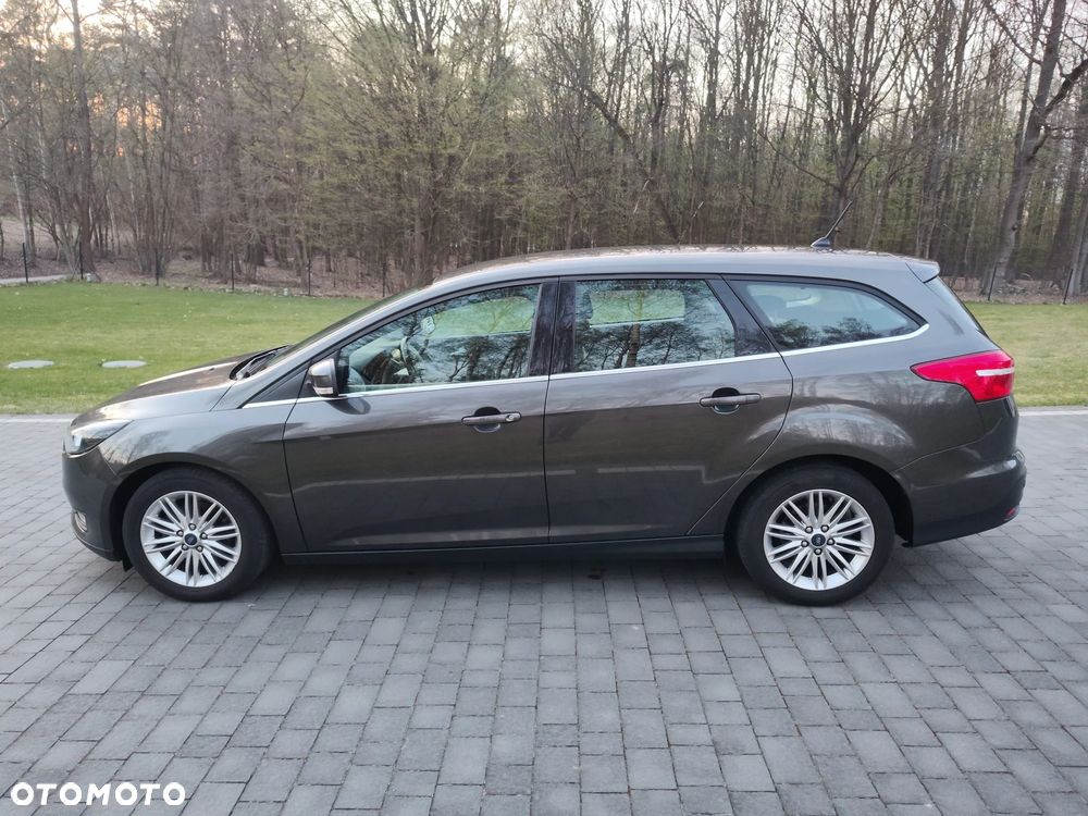 Ford Focus 1.5 TDCi SYNC Edition - 9