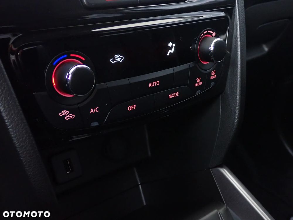 Suzuki Vitara 1.4 Boosterjet mHEV Elegance 2WD - 14