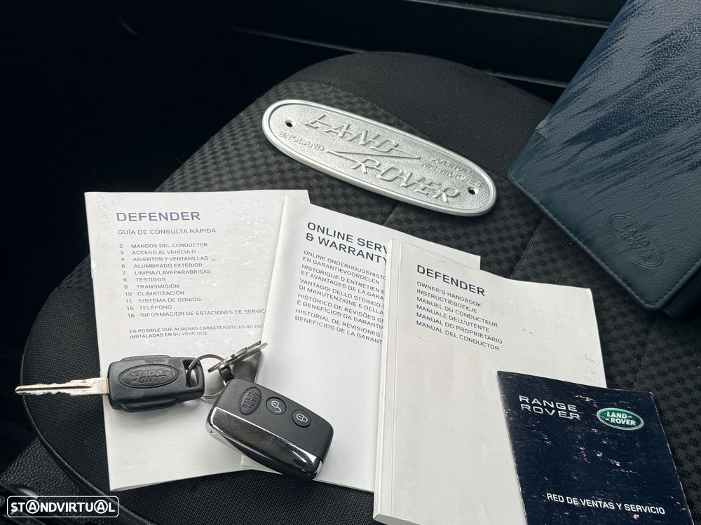 Land Rover Defender 110 DPF E - 28