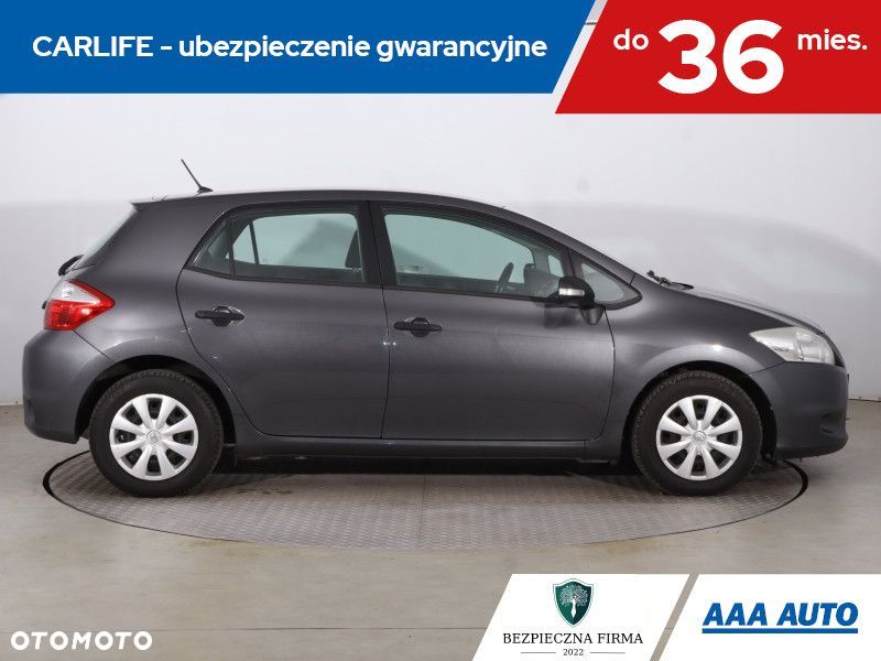 Toyota Auris - 8