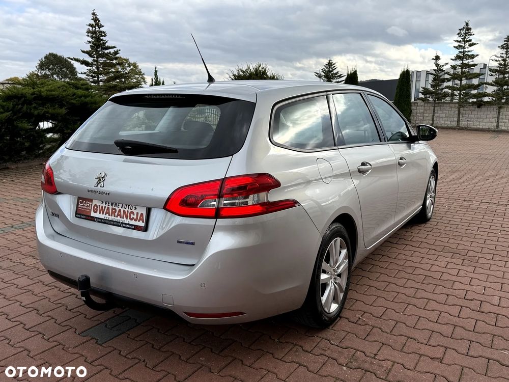 Peugeot 308 - 35