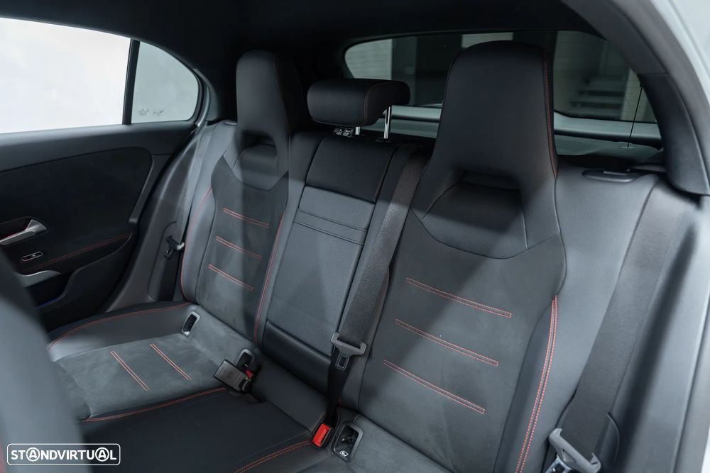 Mercedes-Benz A 250 e 8G-DCT AMG Line - 49