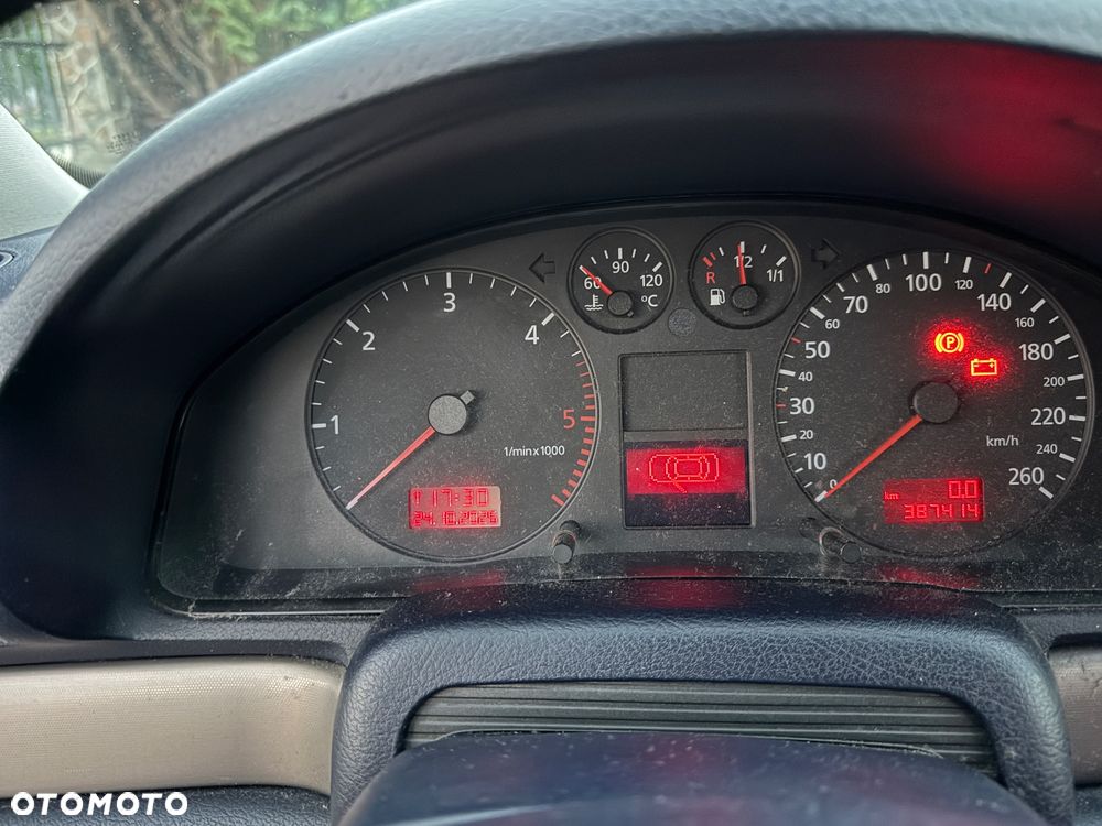 Audi A4 Avant - 16