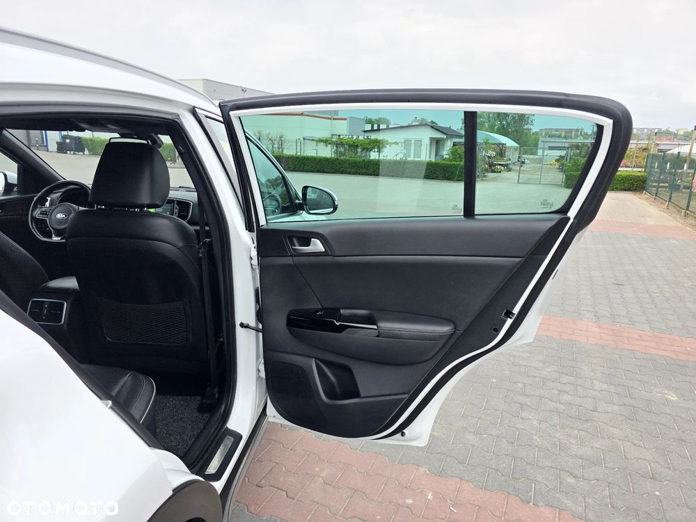 Kia Sportage 1.6 T-GDI 2WD VISION - 11