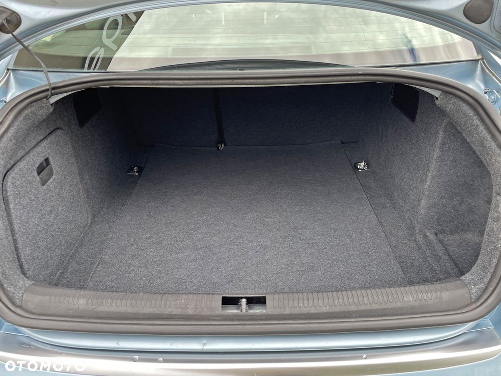 Audi A4 ver-1-8-t-quattro - 7