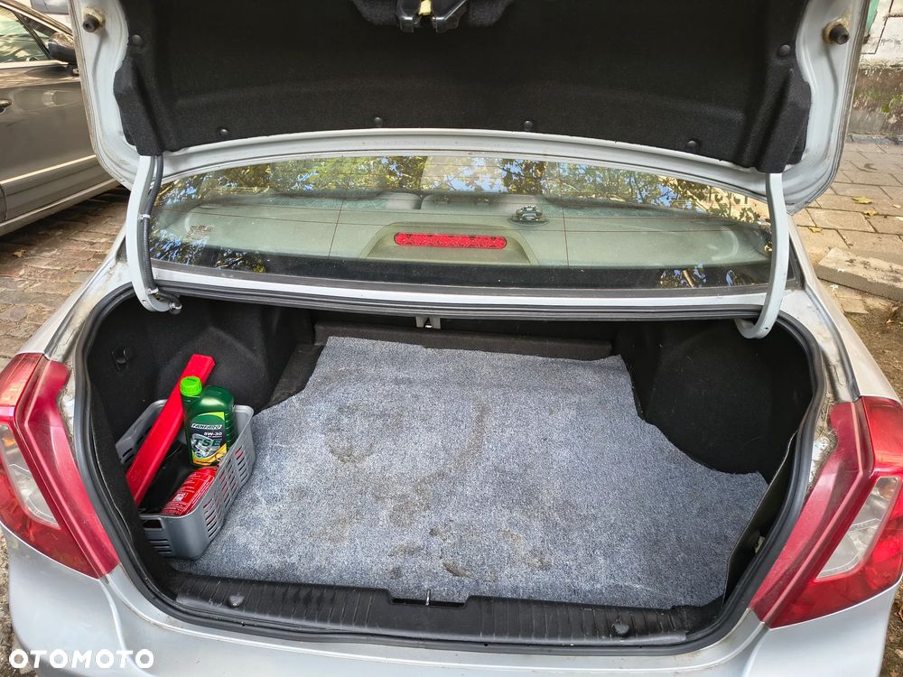 Chevrolet Lacetti - 8