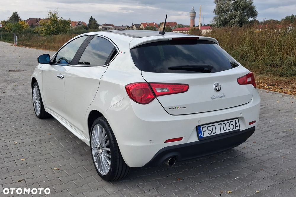 Alfa Romeo Giulietta 1.4 TB 16V Impression - 14