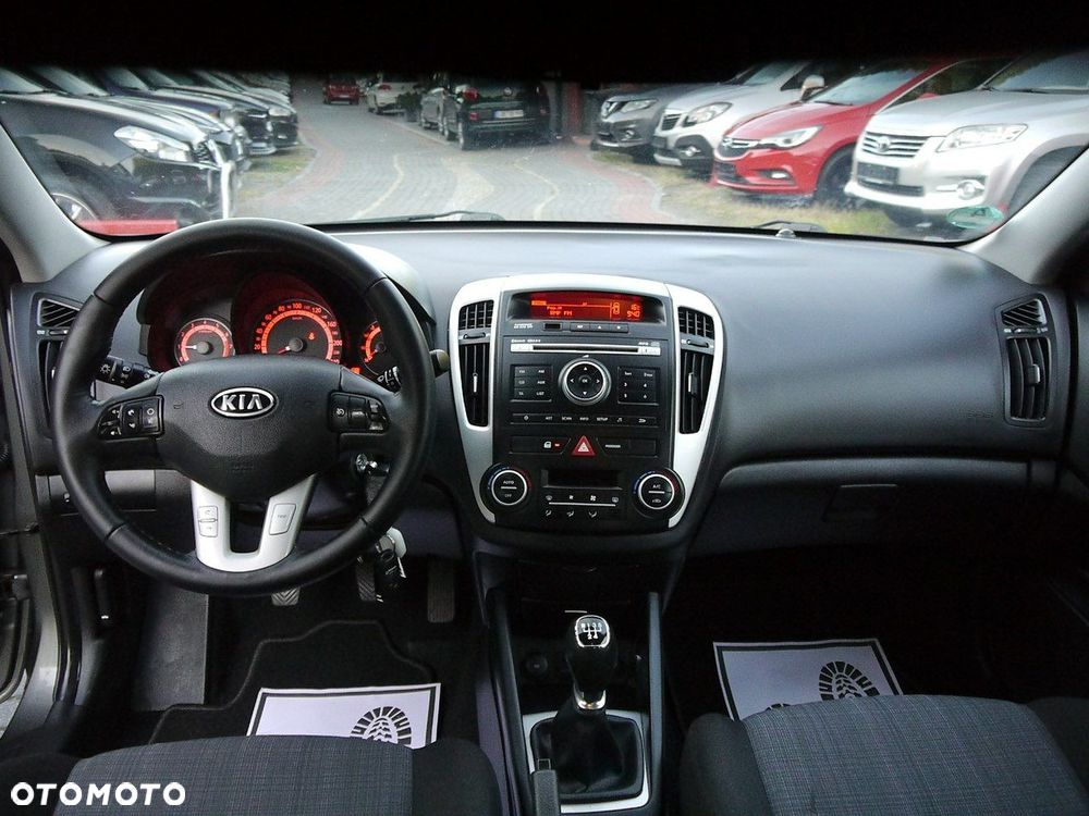 Kia ProCeed Pro_cee'd 1.4 Comfort + - 16