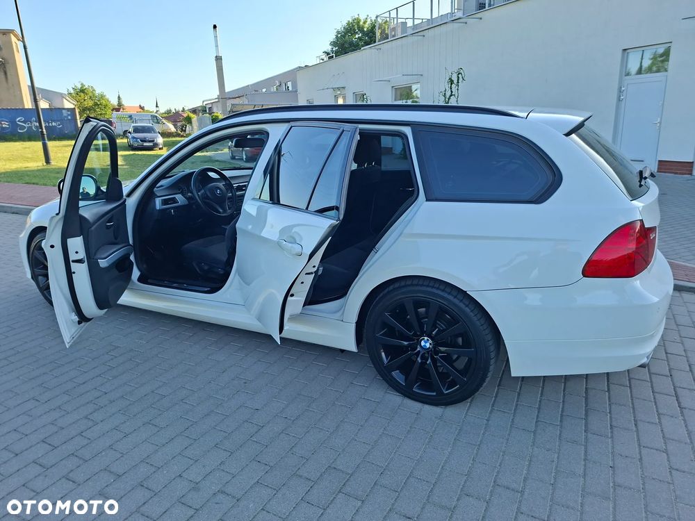 BMW Seria 3 318d M Sport EU6 - 8