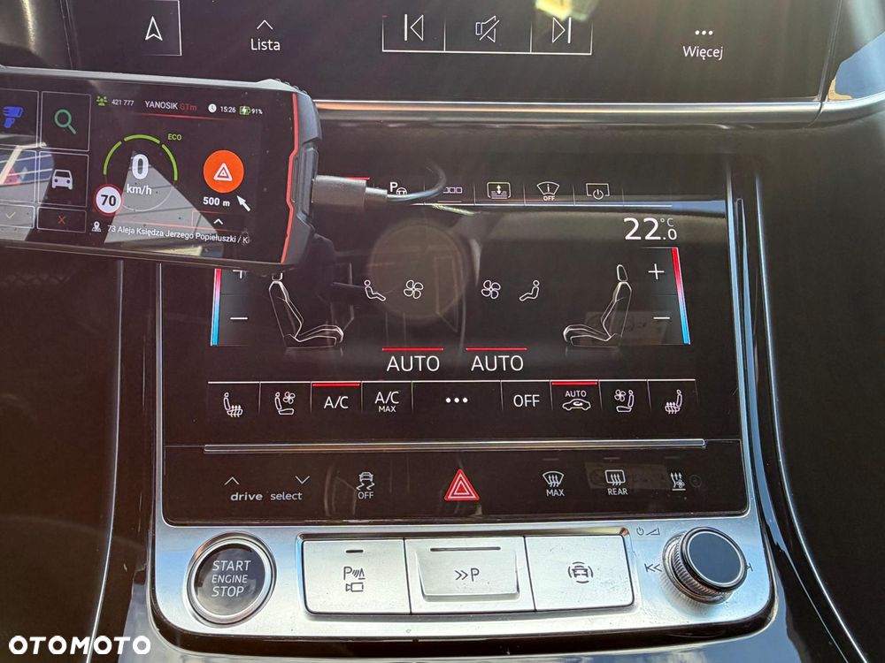 Audi A8 - 35