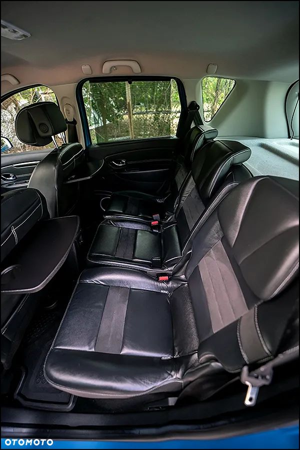 Renault Scenic - 8