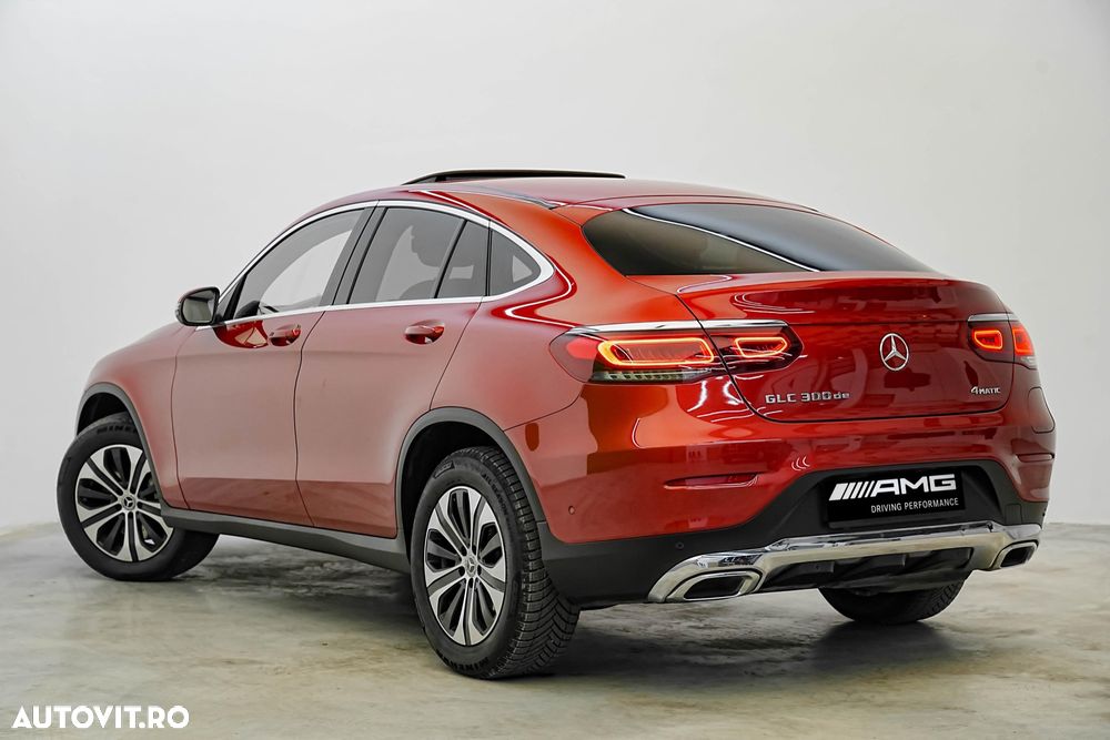 Mercedes-Benz GLC Coupe 300 de 4Matic 9G-TRONIC AMG Line - 6