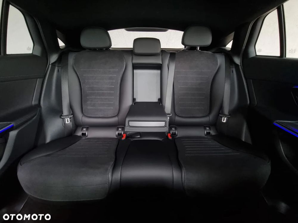 Mercedes-Benz GLC - 18