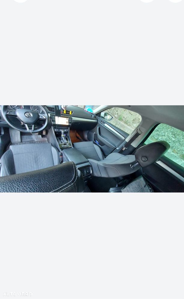 Skoda Superb 1.6 TDI DSG Style - 8