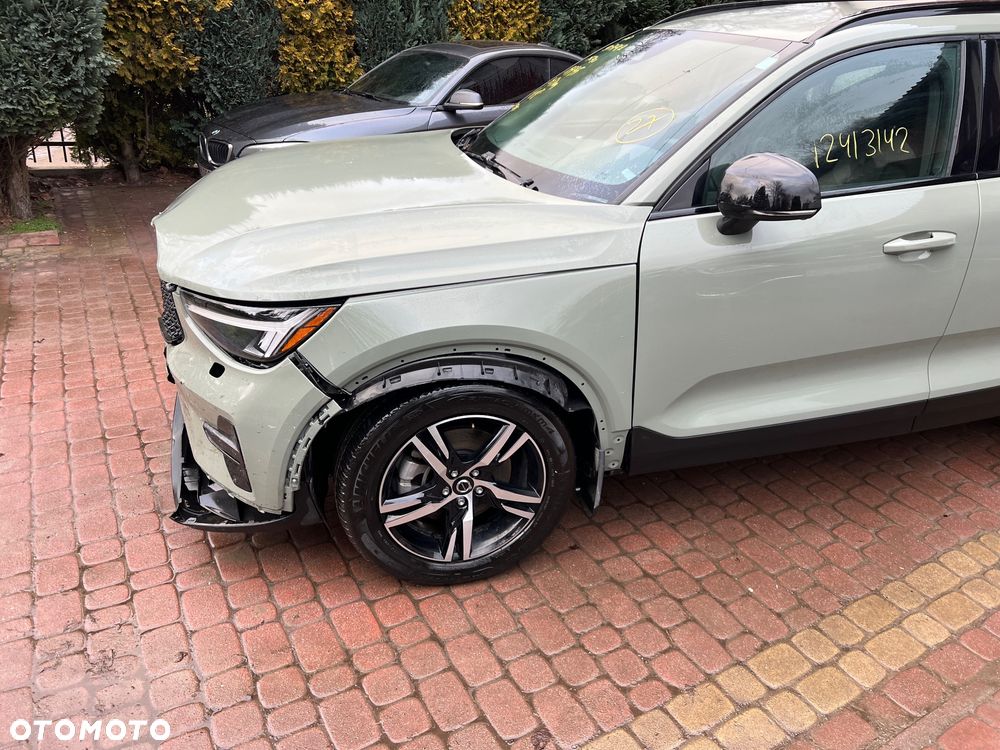 Volvo XC 40 - 3