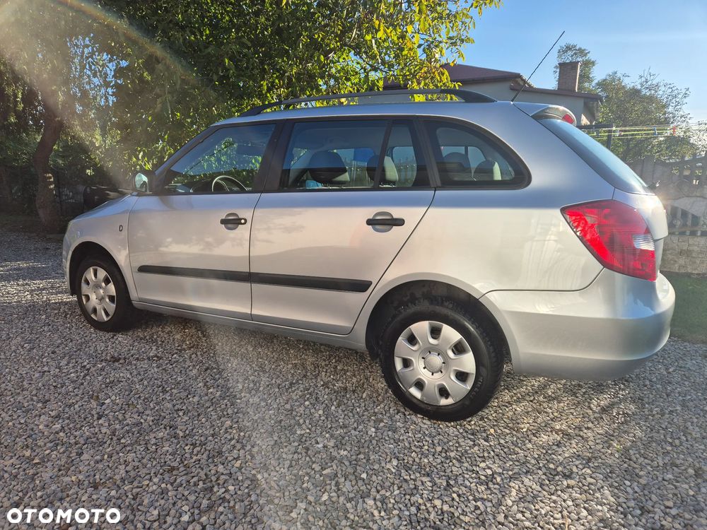 Skoda Fabia 1.2 HTP Combi Classic - 7