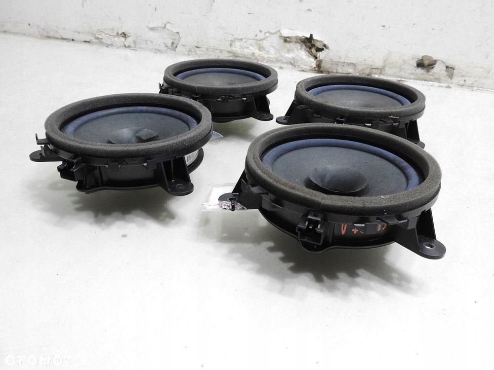 GŁOŚNIK GŁOŚNIKI VOLVO V70 III 30657444 - 3