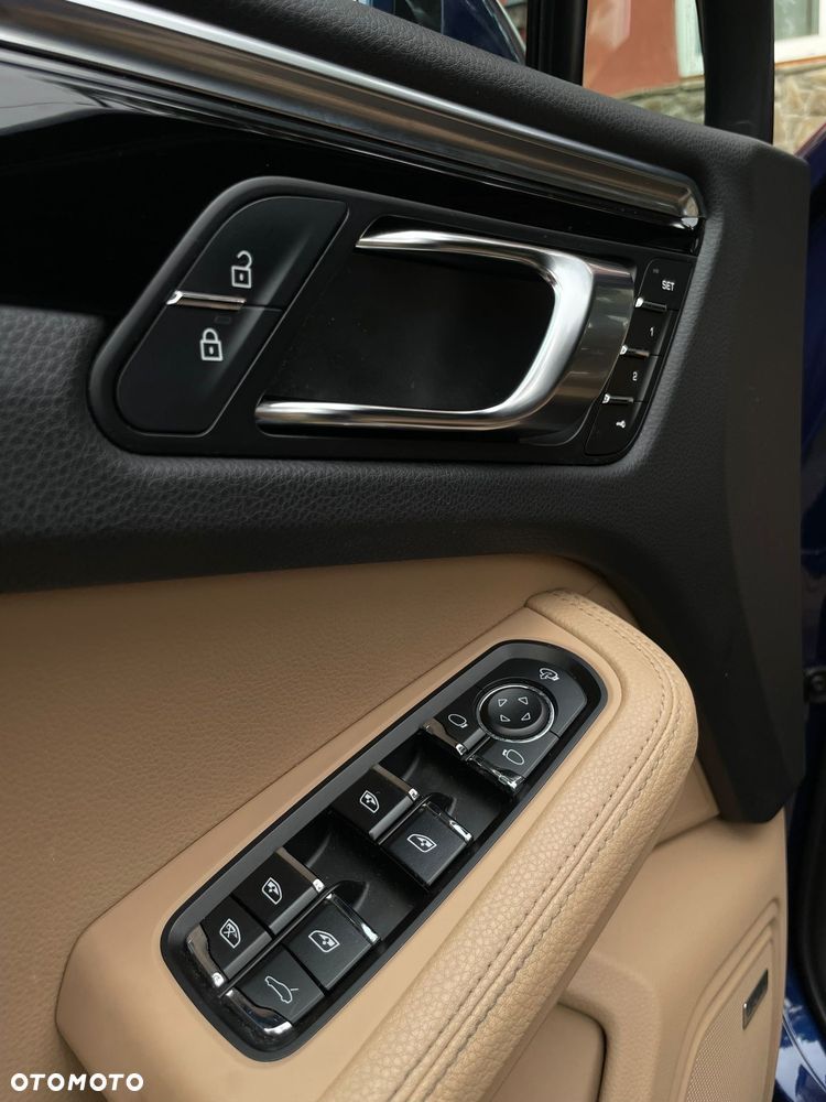 Porsche Macan PDK - 17